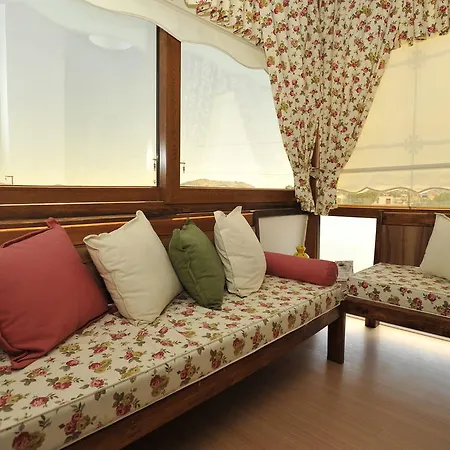 Aterna Otel 2*