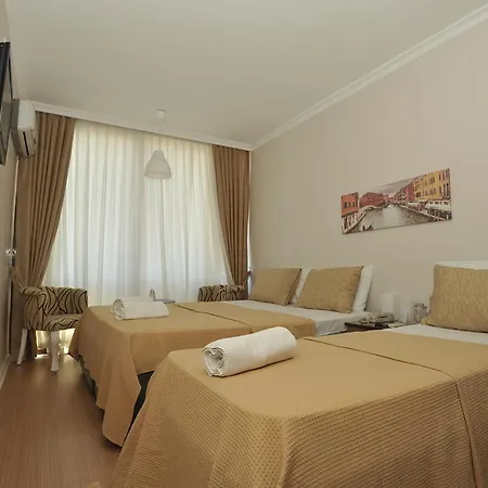 Otel Aterna Dikili