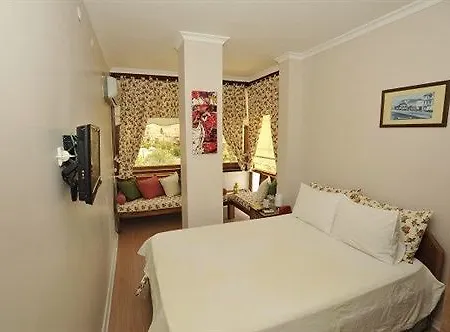 Aterna Otel 2*