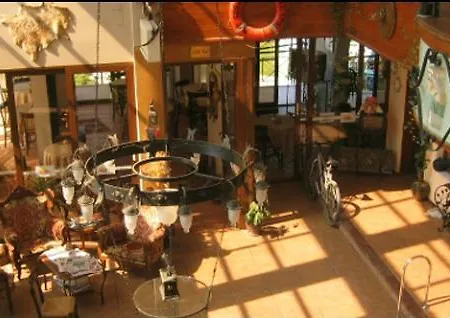 Aterna Hotel